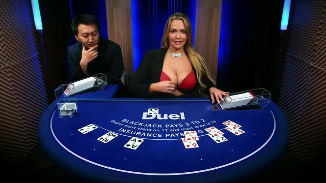 Short table clip